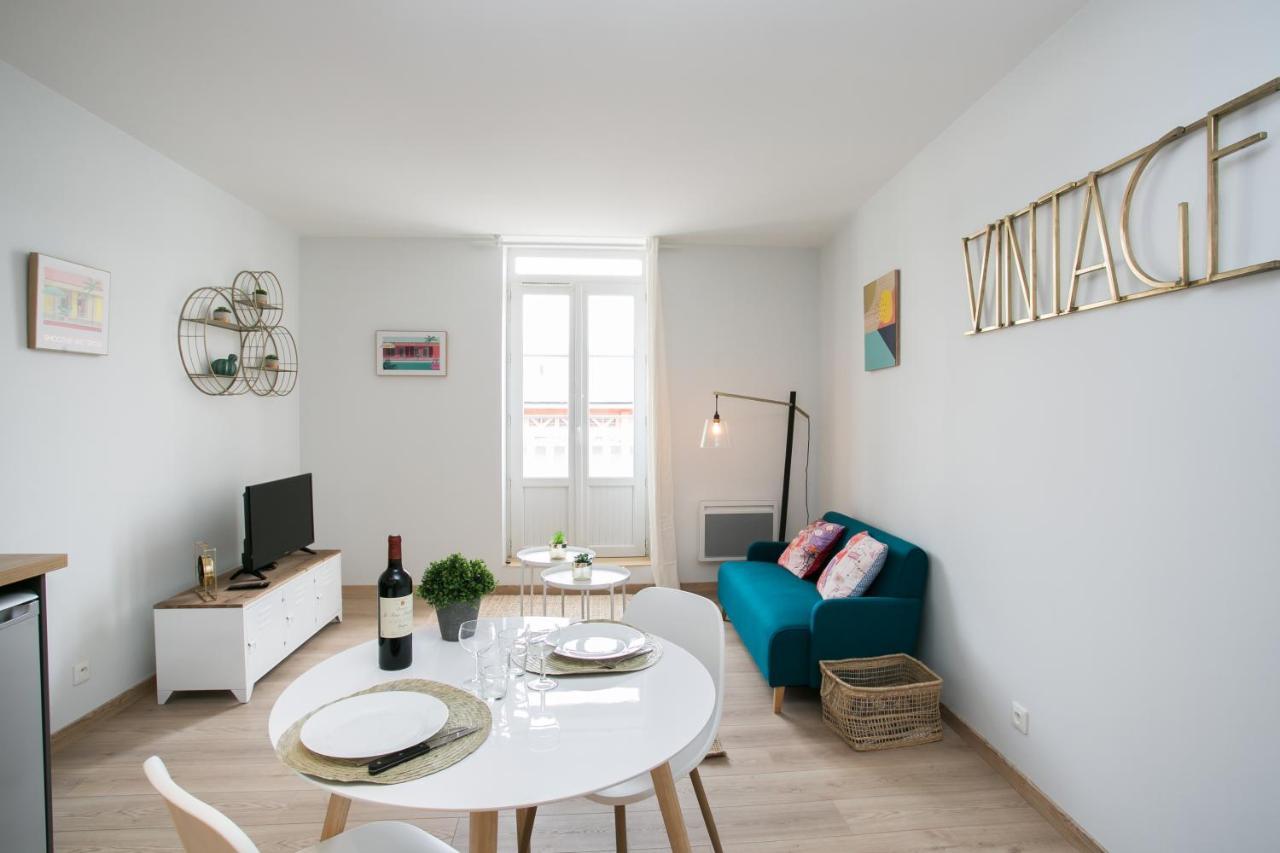 Logis Des Halles Du Coderc Daire Périgueux Oda fotoğraf