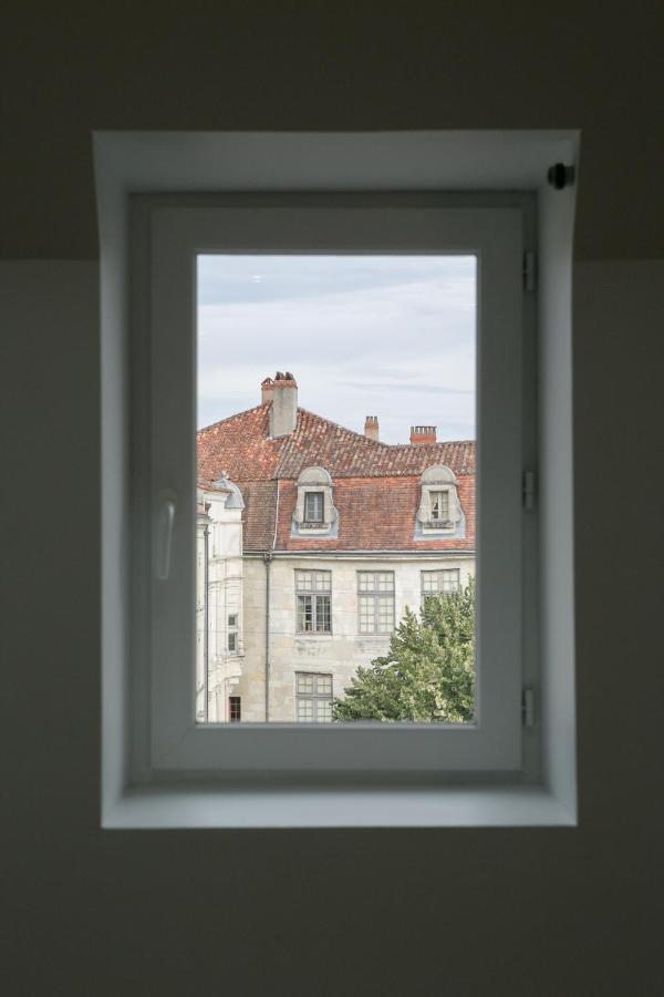 Logis Des Halles Du Coderc Daire Périgueux Oda fotoğraf